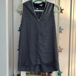 Vince Camuto sleeveless blouse S